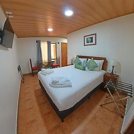 Casa Jungle Monteverde B&B Екстер'єр фото